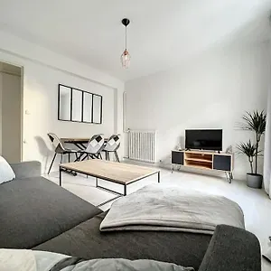  Appartement Commodites Et Transport A Pieds
