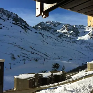 - 8 Personnes Appartement La Mongie